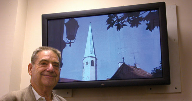 Photo fo Dr. Bitzer